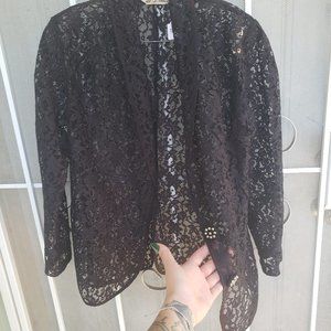 Vintage Creme Brulee Black Lace Cover